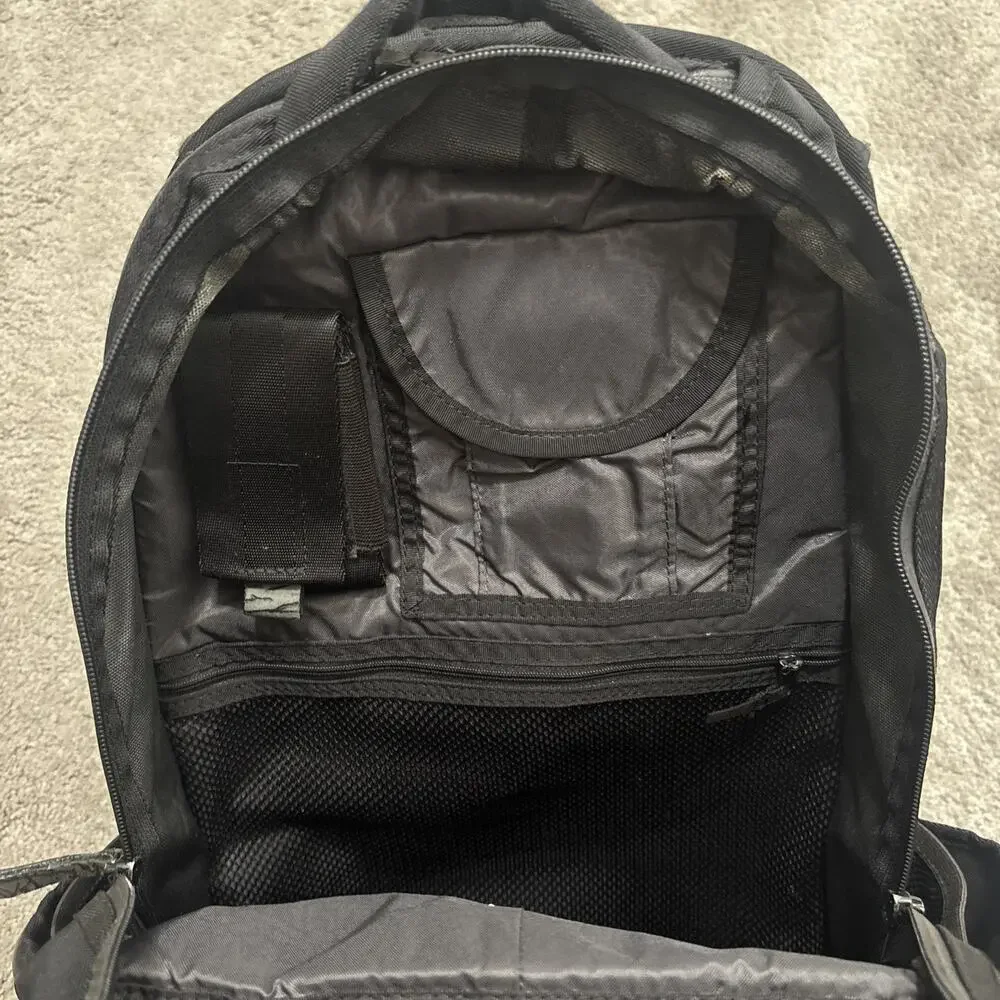 Nike SB Leather RPM Skateboarding Backpack Vintage Cement Elephant Print Black
